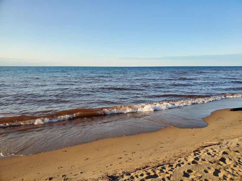 Porcupine Mountains Wilderness State Park Beach (Ontonagon, Ontonagon)