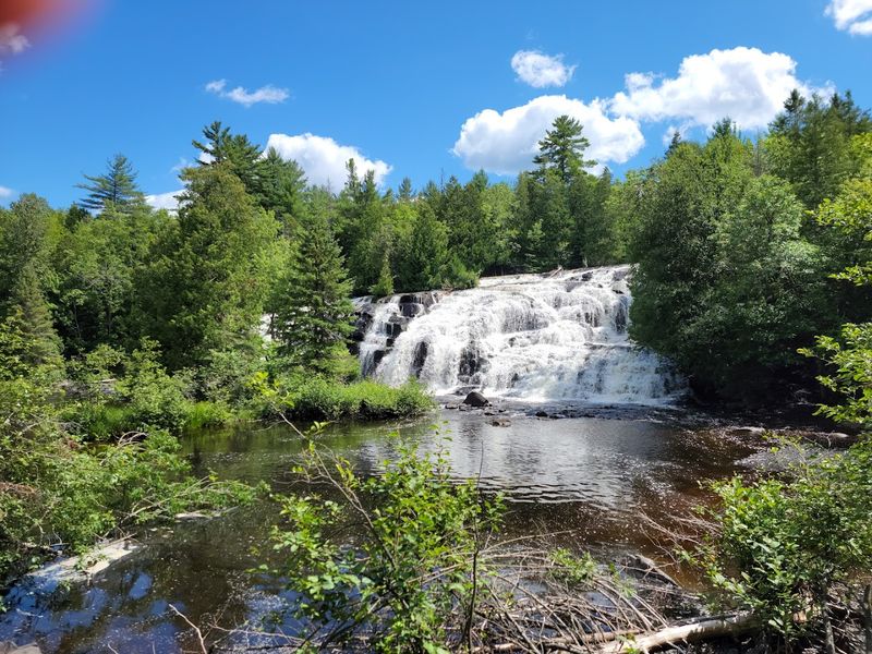 Bond Falls