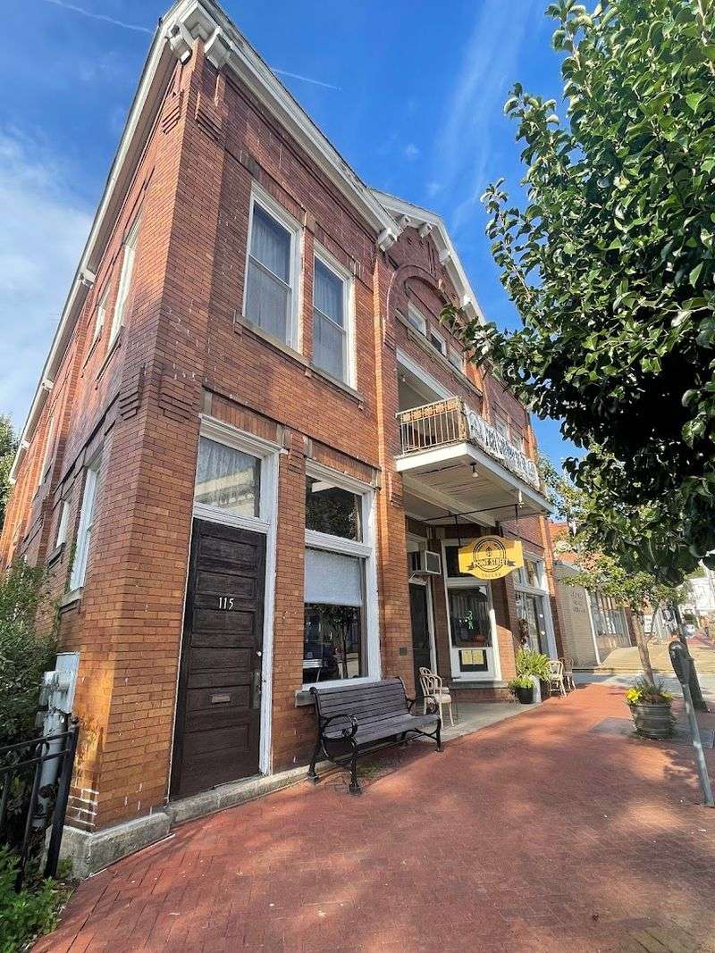 Point Street Tavern &mdash; Saltsburg