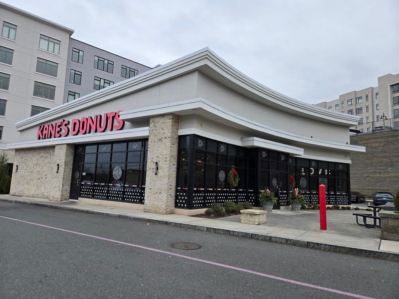 Kane's Donuts &mdash; Saugus