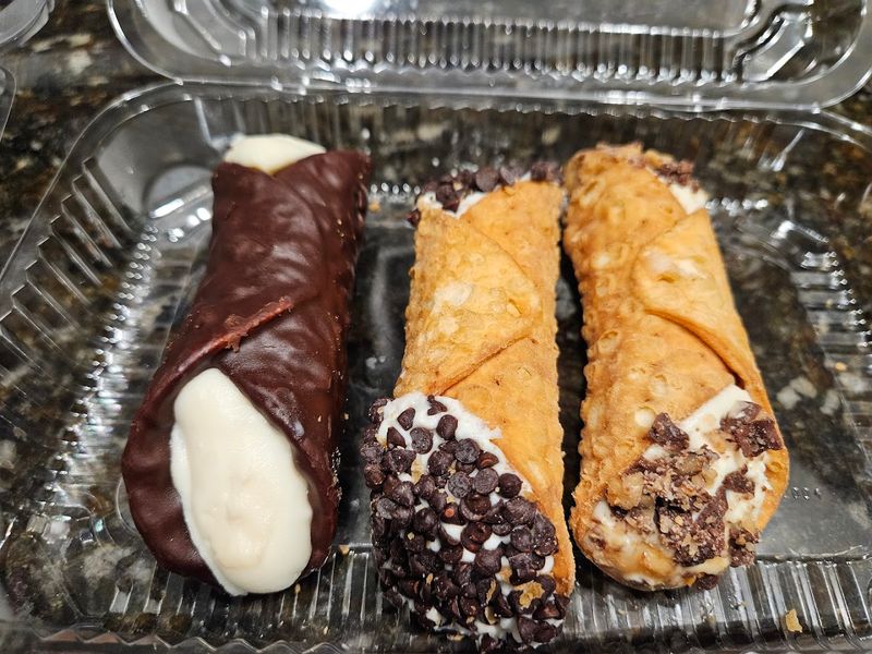 Bova's Bakery
