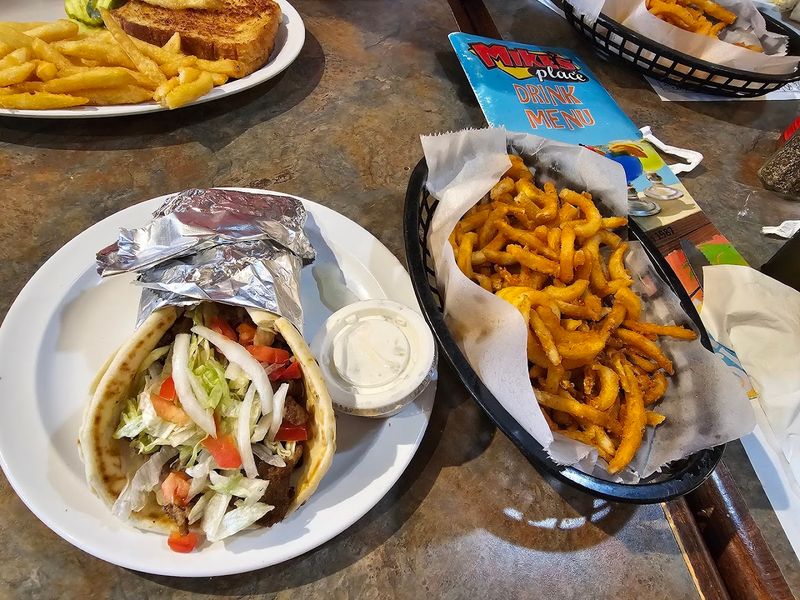 Mike&rsquo;s Place 