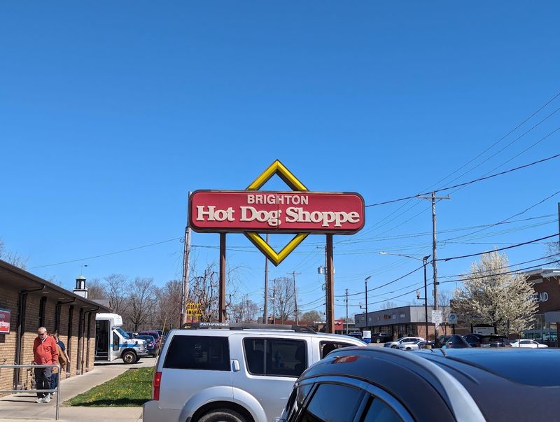 Brighton Hot Dog Shoppe (Beaver)