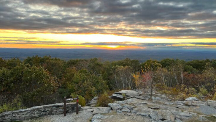 The 13 Massachusetts Trails Everyone Should Experience Before The End Of The Year
