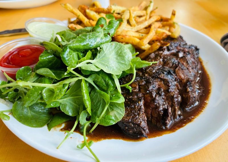 5 Corners Kitchen / Local Historic Dining Landmarks - Marblehead, Essex County
