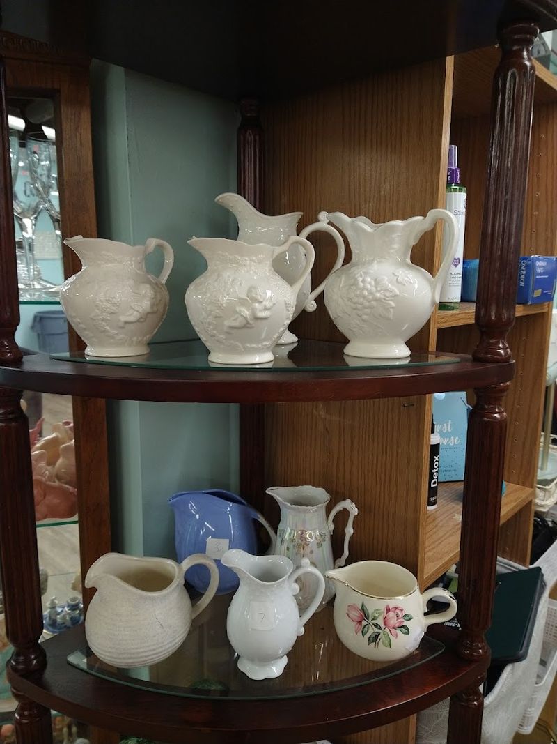 My Sister's Place Thrift Store - Ansonia
