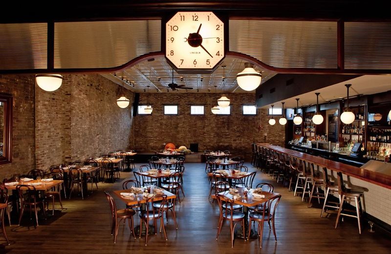 Lincoln Tavern & Restaurant 
