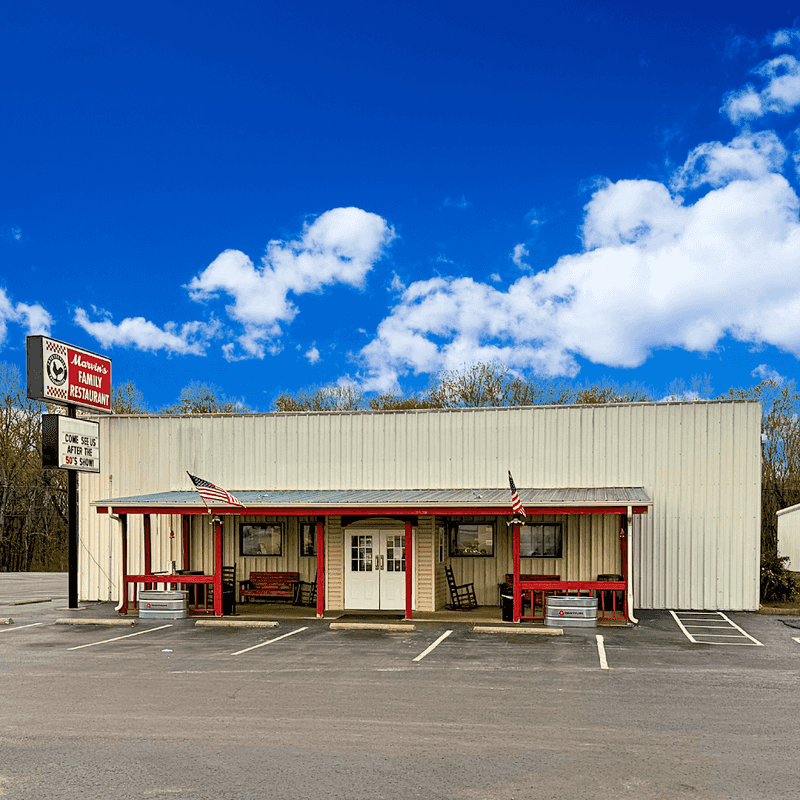 A Small-Town Tennessee Staple Since 1974
