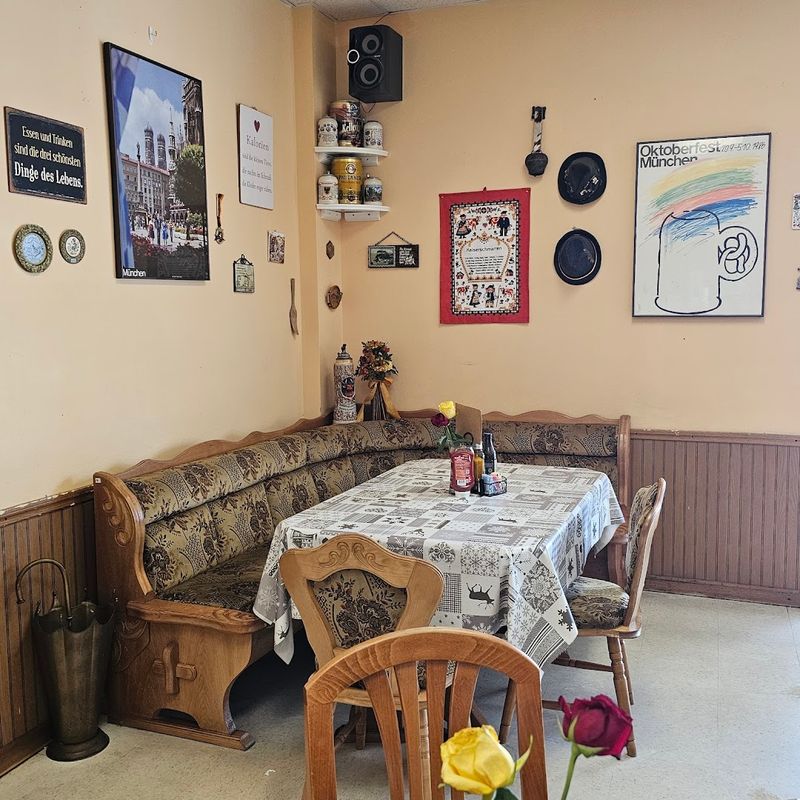 Max & Moritz Bakery & Restaurant - Fayetteville