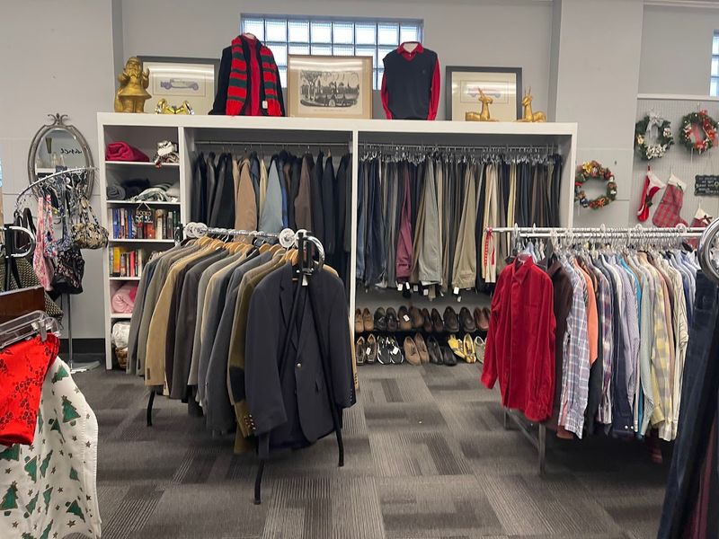 West Hartford Second Chance Shop - West Hartford
