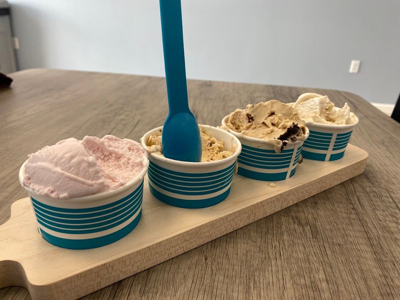 Uncle John's Ice Creamery