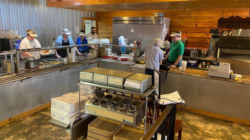 Cafeteria-Style Service That Feels Like Home