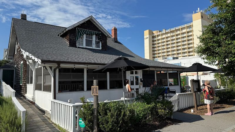 Tautog’s Restaurant - Virginia Beach
