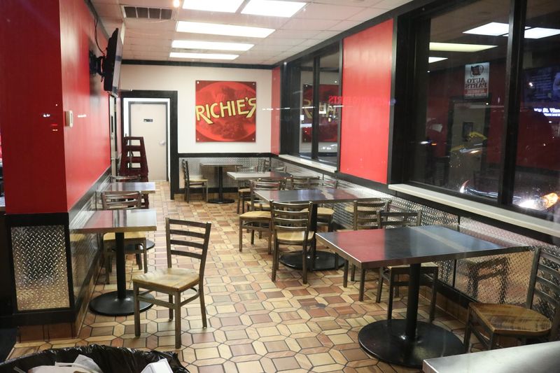 Richie's Chicken and Soul &mdash; Cincinnati, Ohio