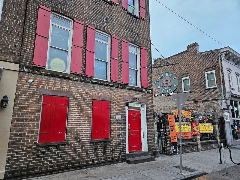 The Rail Pub 