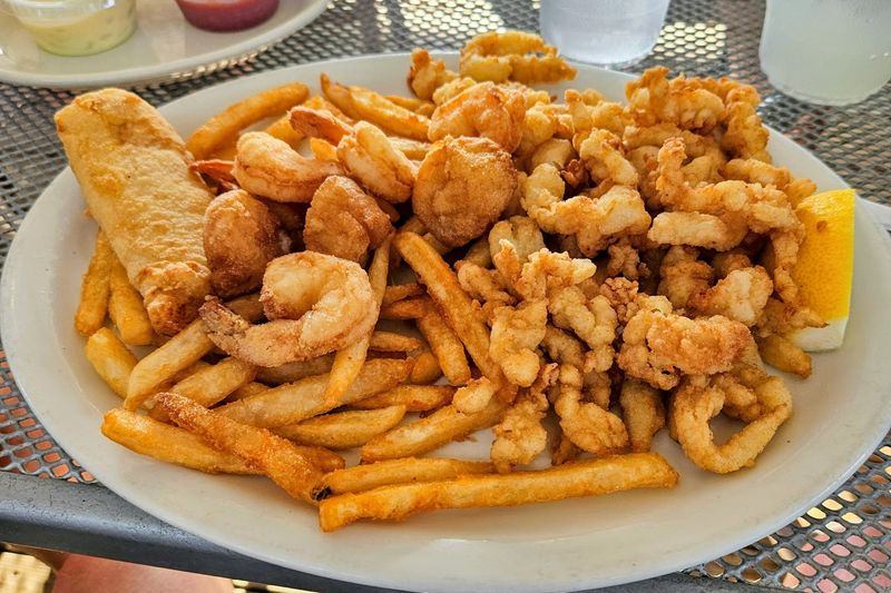 Dockside Seafood & Grill &mdash; Branford, CT