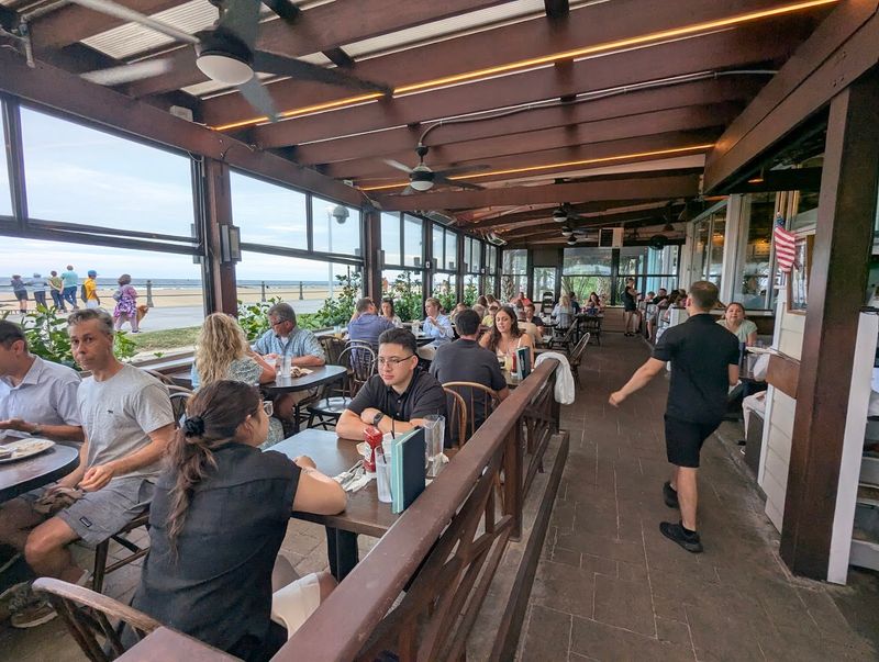 Waterman's Surfside Grille