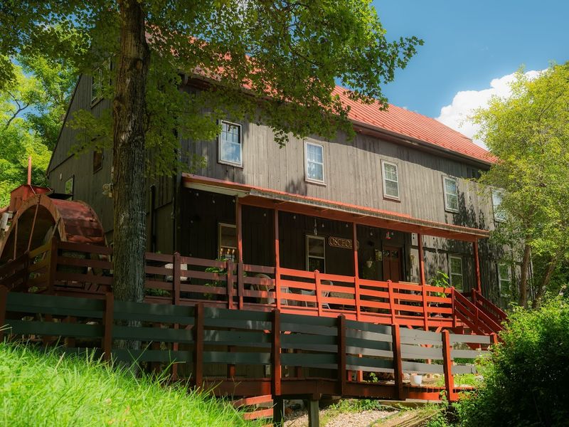 Osceola Mill Restaurant (Vesuvius)