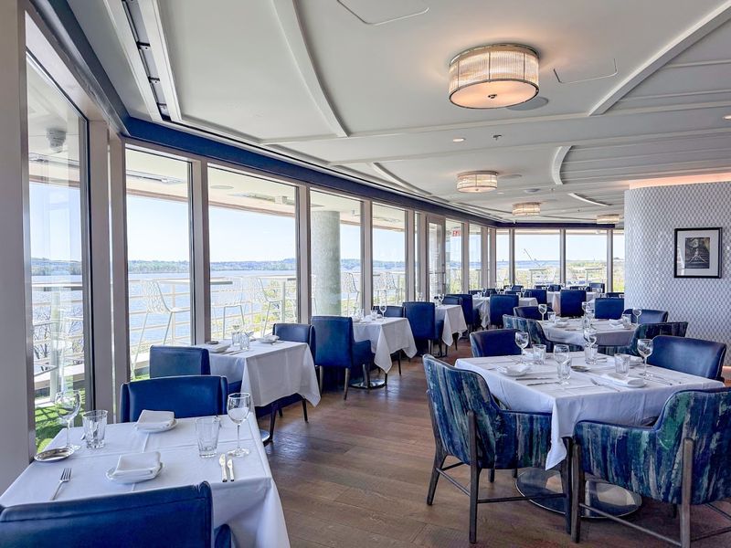 Jula's on the Potomac