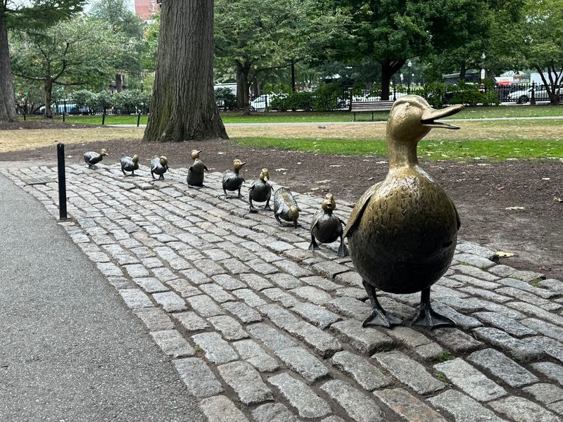 Make Way for Ducklings Statue