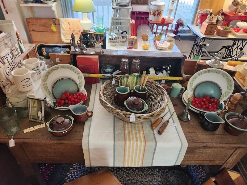 Todd Farm Flea Market, Rowley, Essex County