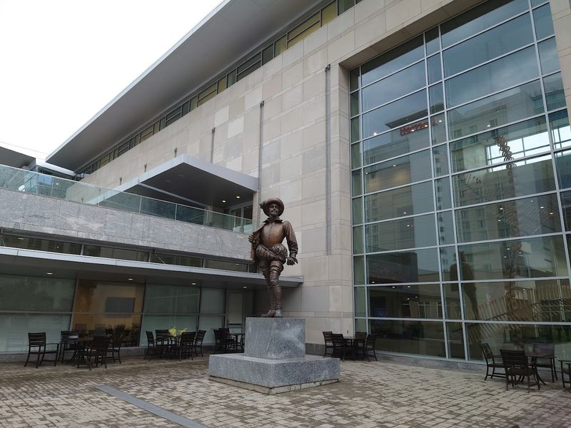 The Sir Walter Raleigh Statue