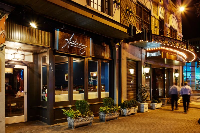 The Dunhill Hotel, Charlotte, Mecklenburg