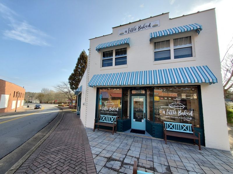 A Little Baked Bakery (Ellijay, Georgia)