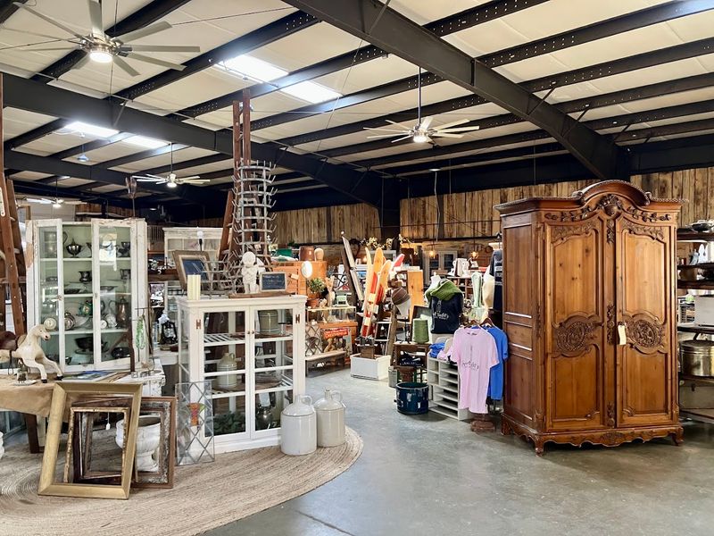 More Than 30 Vendors, More Than One Style