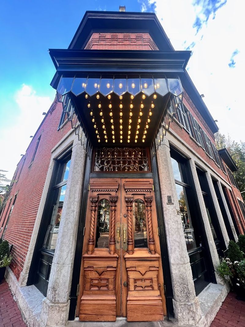 Lindey's (Columbus)
