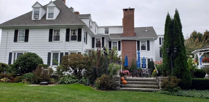 The Inn at Woodstock Hill - Woodstock, Windham County