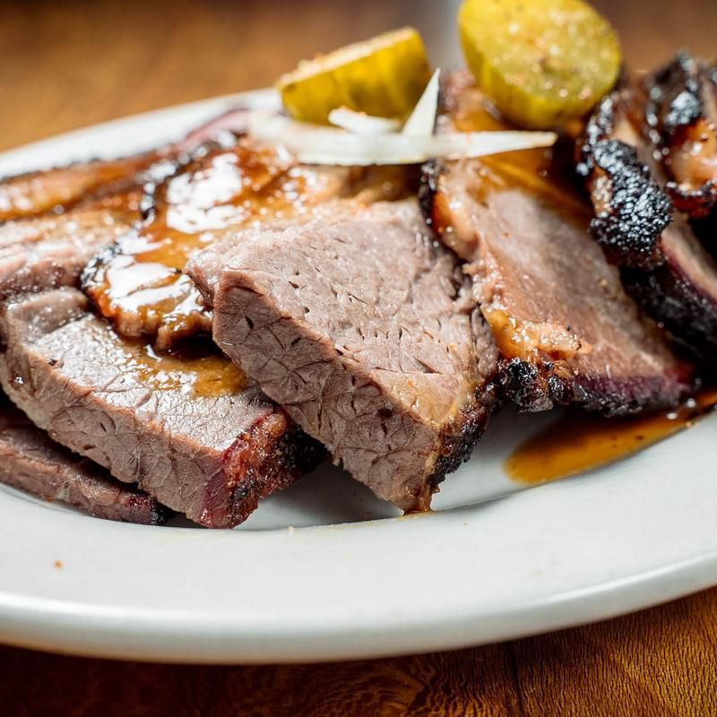 Deke&rsquo;s Bar-B-Que