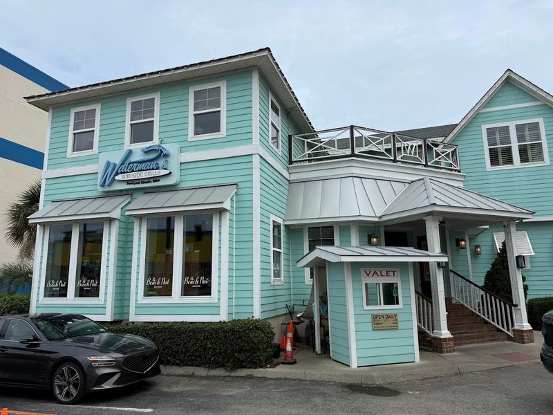 Waterman’s Surfside Grille