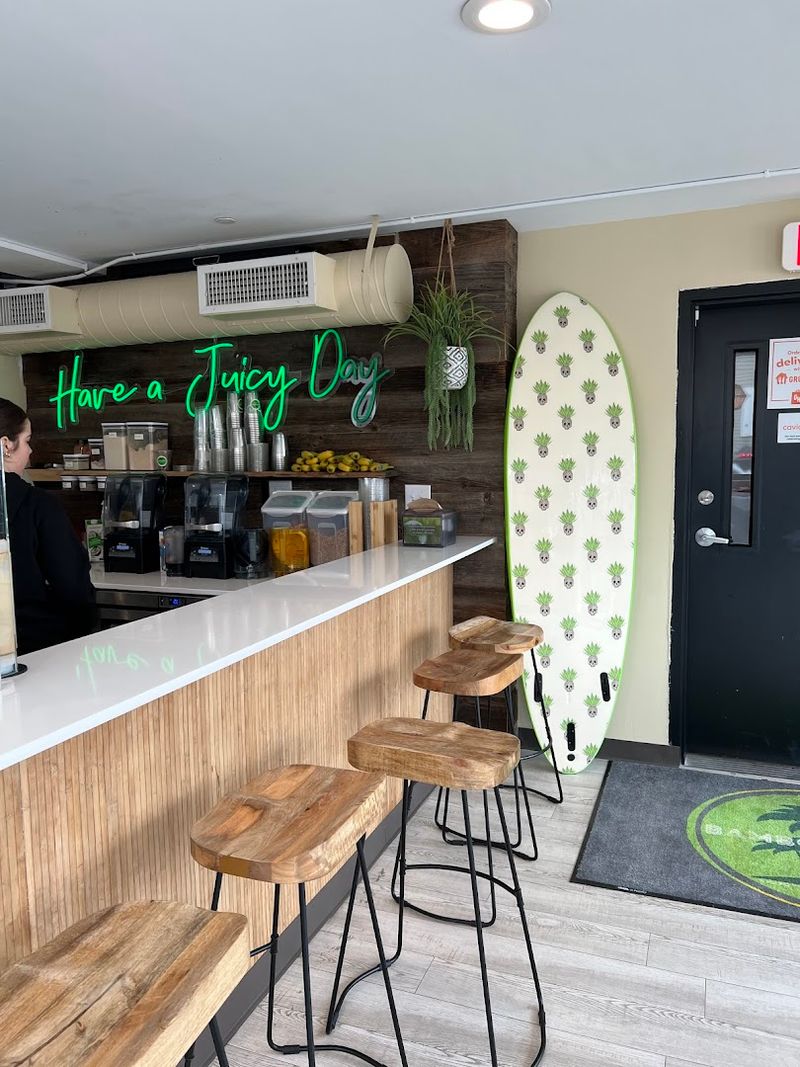 Bamboo Beach Juice Bar 