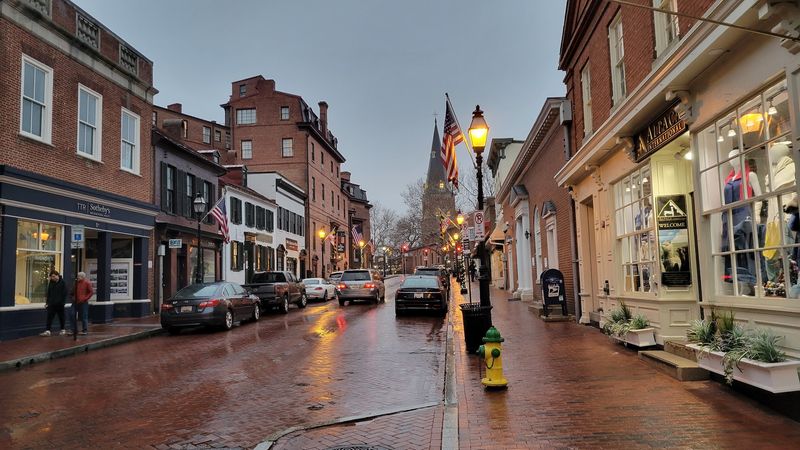 The Historic District's Colonial Architecture