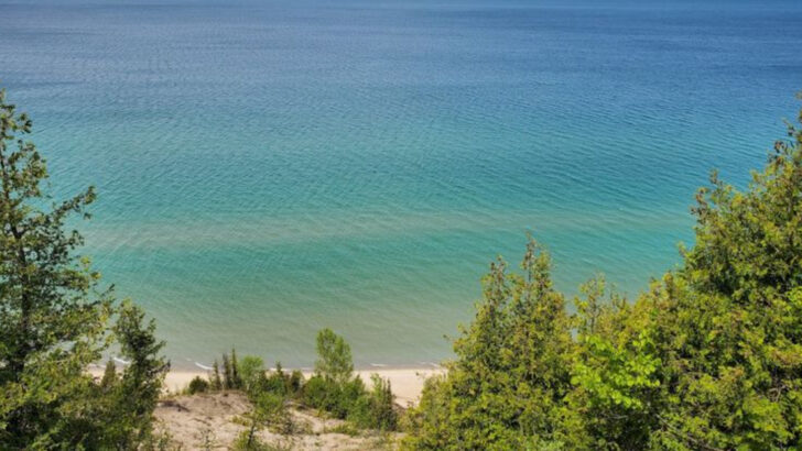 This Remote Michigan Beach Feels Like A Secret Most Travelers Haven&rsquo;t Discovered Yet