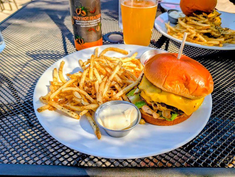 Orchard Bar & Table &mdash; Catawba Peninsula