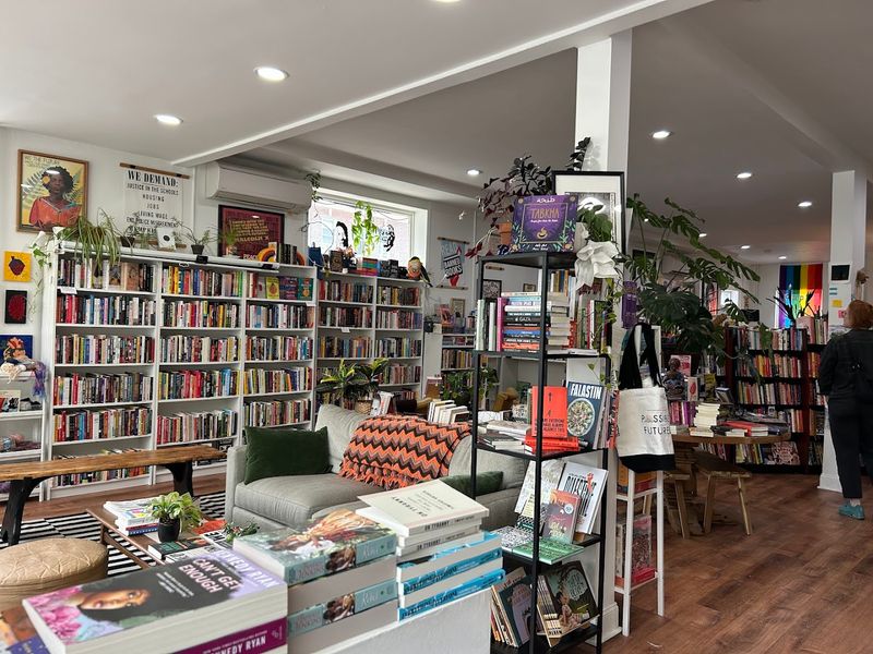 Atticus Bookstore Cafe, New Haven, New Haven