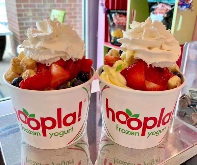 Hoopla Frozen Yogurt, St. Joseph