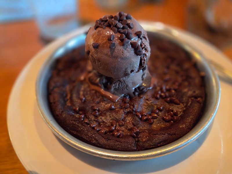 BJ&rsquo;s Restaurant & Brewhouse