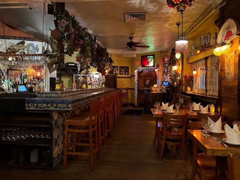 Dali Restaurant & Tapas Bar 