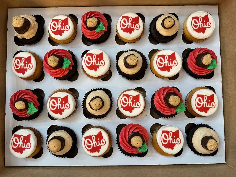 Fate Cakes
