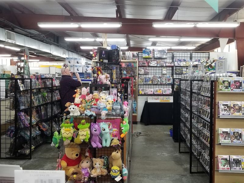 Treasure Aisles Flea Market, Monroe, Butler County