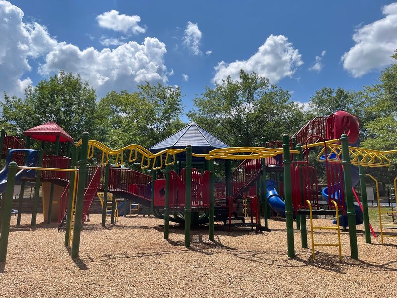Laurel Park - Marietta
