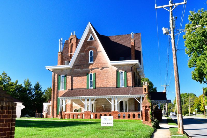 Korner's Folly, Kernersville, Forsyth County