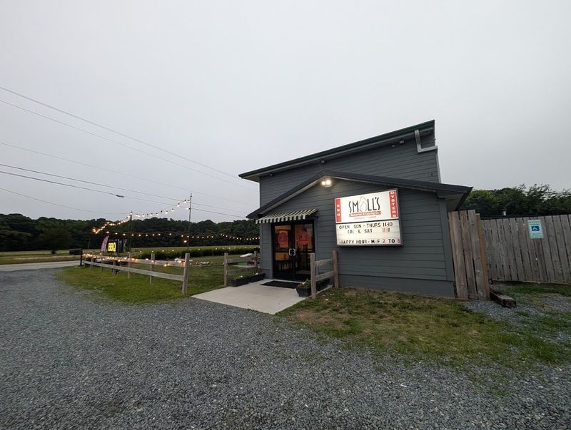 Small's Smokehouse &mdash; Cape Charles, Virginia