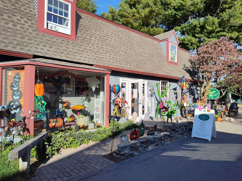 Garden Specialties Store for Home and Gift Inspiration