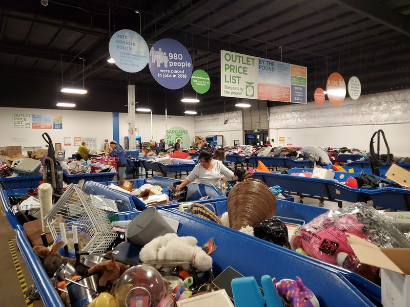 Tacoma Goodwill Outlet (Tacoma)