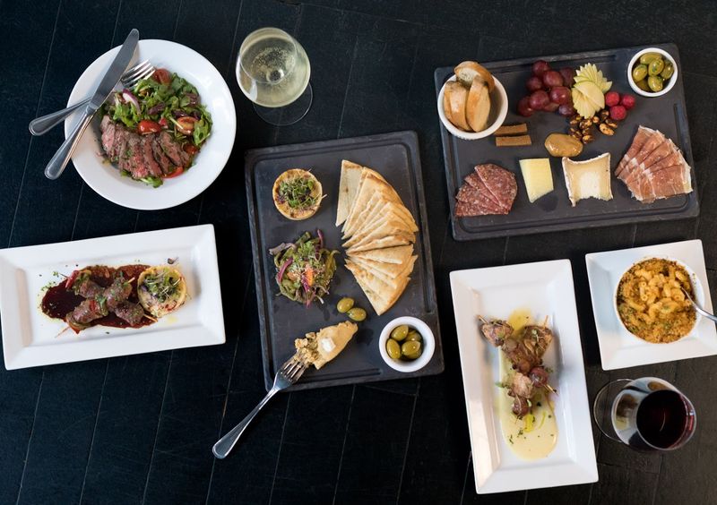 Jet Wine Bar