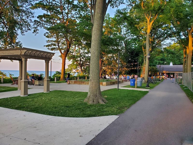 Huntington Beach (Bay Village, Cuyahoga)